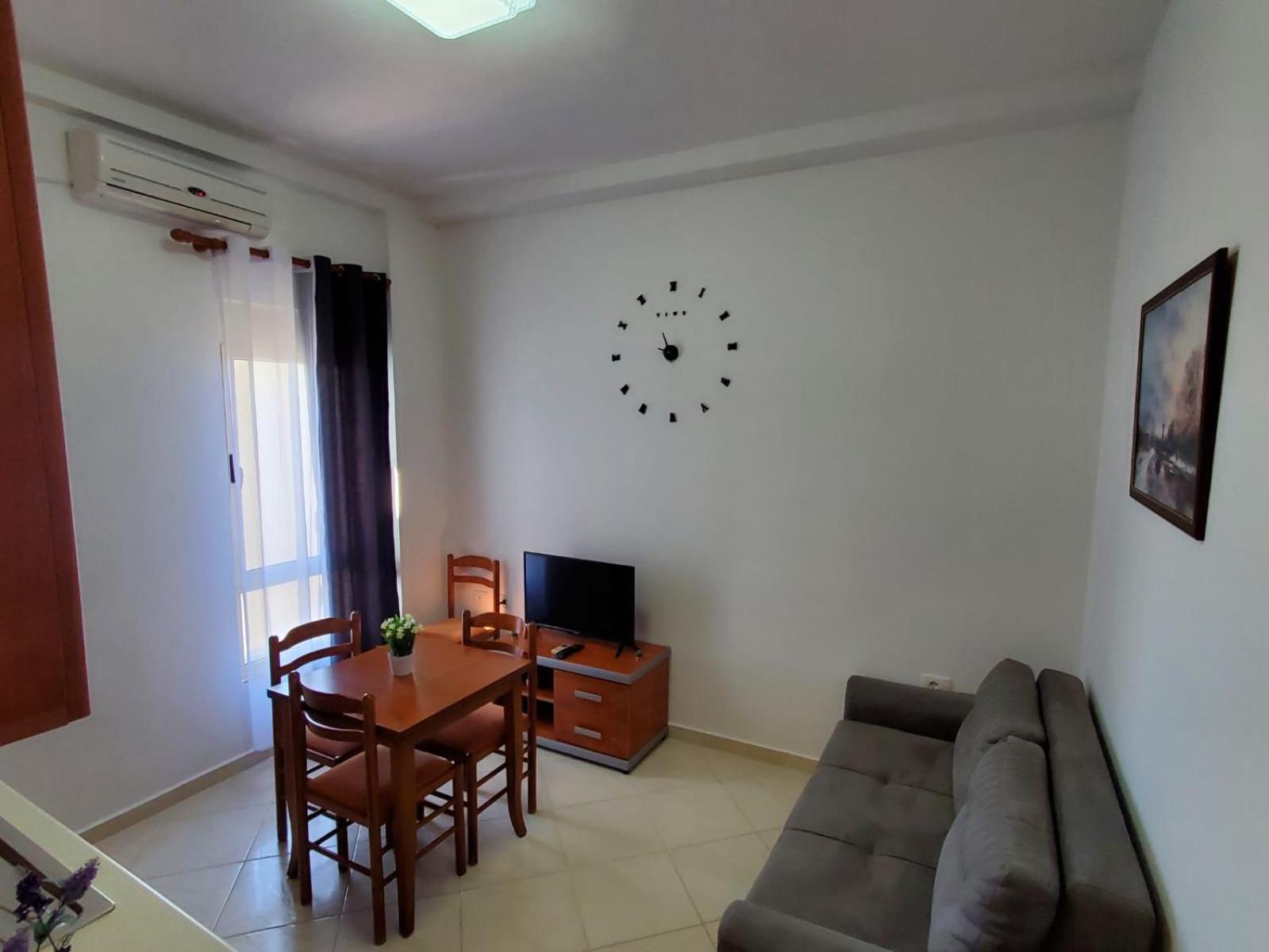 Summer Gate Apartment Sarande Exterior photo