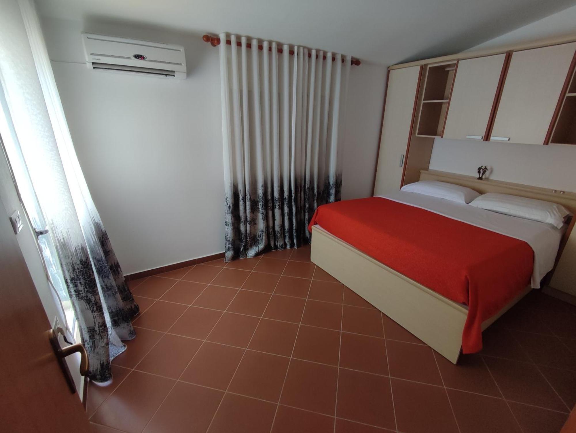 Summer Gate Apartment Sarande Exterior photo